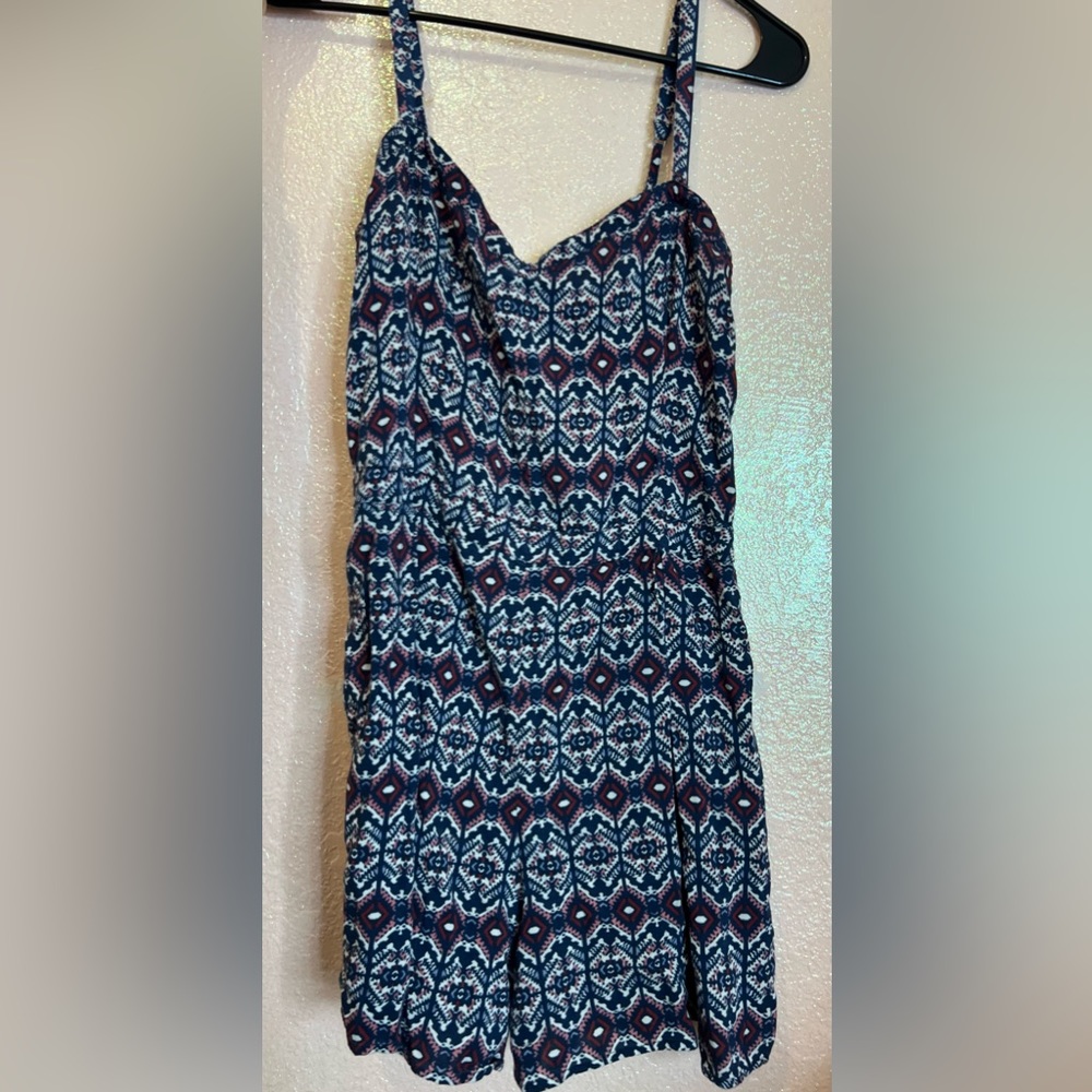 Hollister romper
